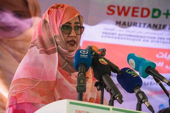 السيدة الأولى تشرف من مدينة ألاك على إطلاق المرحلة الثالثة من مشروع SWEED+