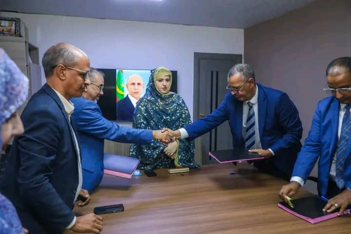 وزارة العمل الاجتماعي توقع اتفاقيات شراكة مع عدد من المستشفيات الوطنية