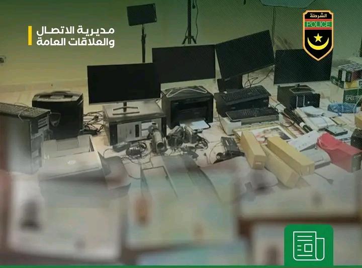 نواكشوط: الشرطة تفكك شبكة لتزوير وثائق الإقامة والسفر وتوقف أربعة أجانب