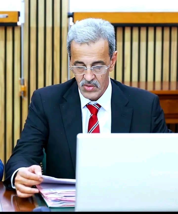 وزير المعادن والصناعة يتوجه إلى باريس للمشاركة في أعمال مؤتمر MOTA 2026