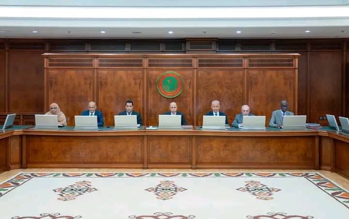 مجلس الوزراء يقر زيادات وعلاوات جديدة لصالح المدرسين ومديري المؤسسات التعليمية