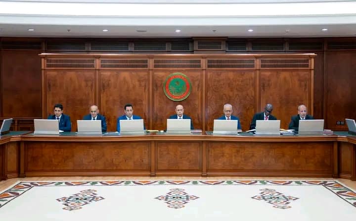 مجلس الوزراء يجيز مشروع مرسوم يقضي بمضاعفة تعويض الساعات الإضافية لأساتذة التعليم الإعدادي والثانوي